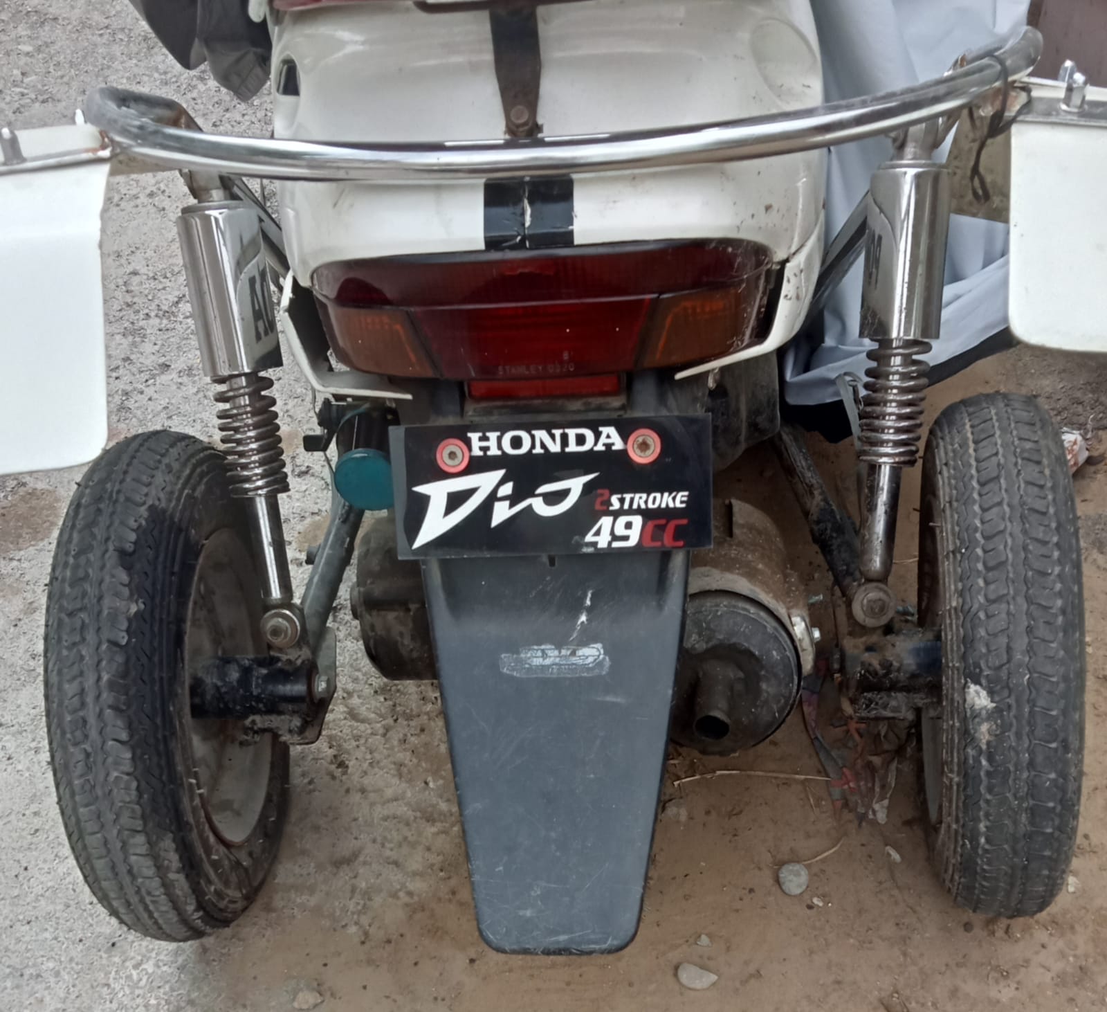 Honda Dio Scooty for Girls & Disable person